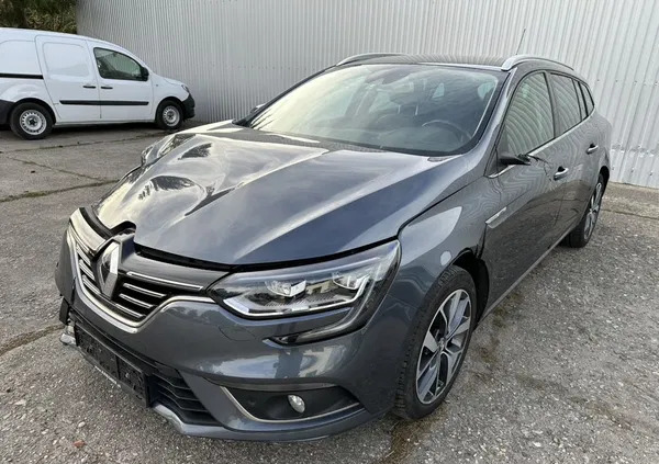 samochody osobowe Renault Megane cena 36700 przebieg: 105000, rok produkcji 2018 z Nysa